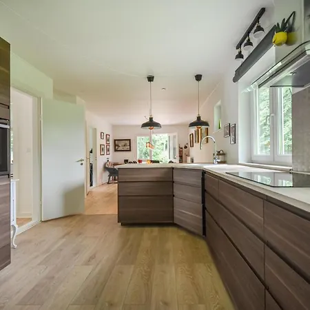 Holiday home Beautiful In With Kitchen *