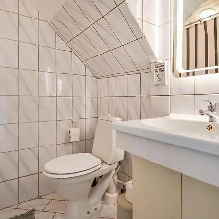 Beautiful In With Kitchen Ronde