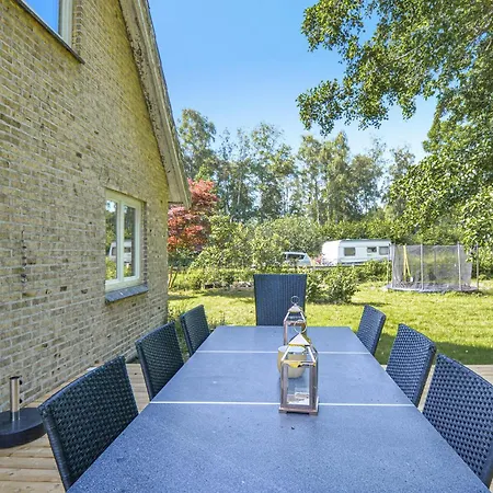 Holiday home Beautiful In With Kitchen *